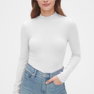 GAP Ribbed White Mock Neck Longsleeve Top